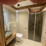 Panzió Nebenhaus Sagritzerwirt Großkirchheim