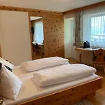 Nebenhaus Sagritzerwirt Panzió Großkirchheim