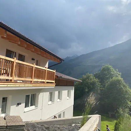 Bed & Breakfast Nebenhaus Sagritzerwirt *