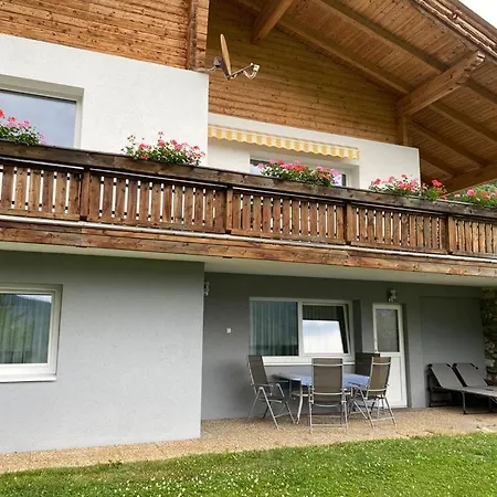 Nebenhaus Sagritzerwirt לינה וארוחת בוקר 3*