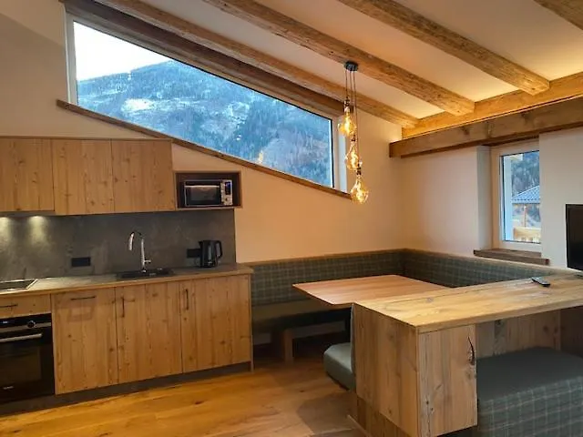 Nebenhaus Sagritzerwirt Frühstückspension Großkirchheim